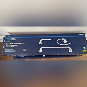 Dover 3-Piece Bath Hardware Kit - Silver NIB